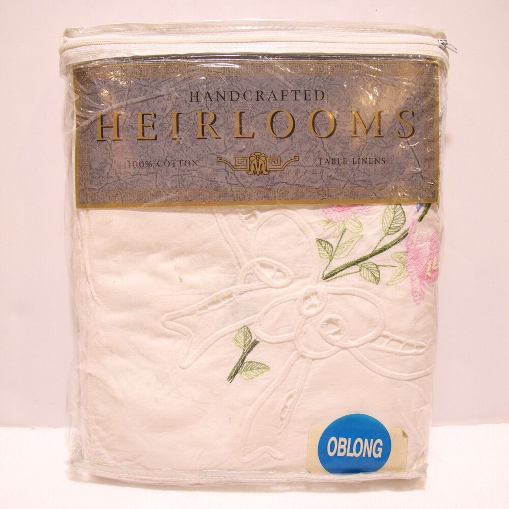 Handcrafted Tablecloth & Napkin Set Heirlooms Cotton 68x104 Oblong Vintage NEW
